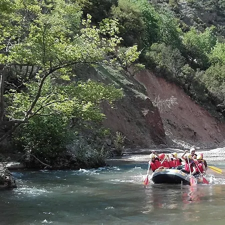 To Kallion Κλαύσιο